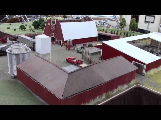 1/64 Iowa Model Farm and Cattle Feeding Operation