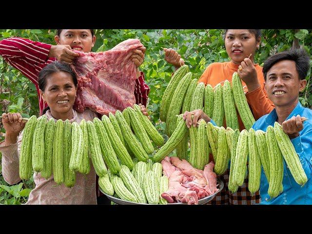 Cooking Bitter Melon Soup Recipe with Pork and Pig Leg - Sharing Foods in Village