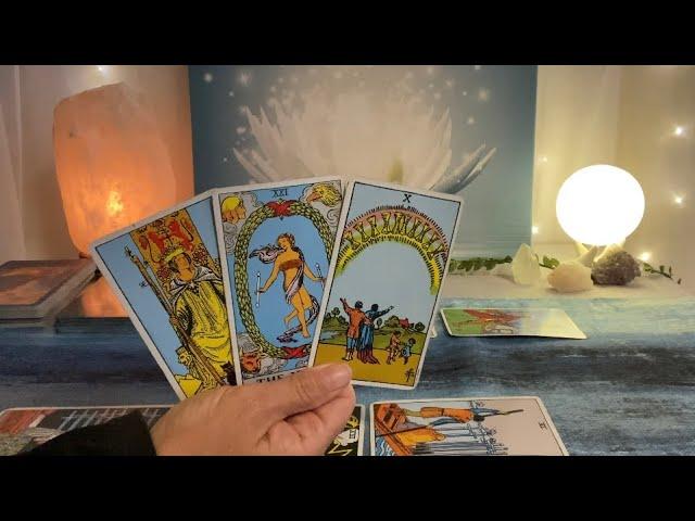 SAGITTARIUS Tarot July 2024–Seizing an opportunity and moving forward️