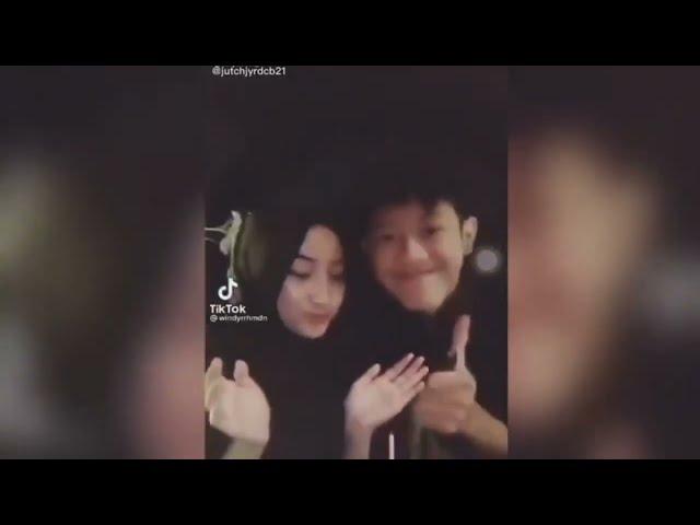 TERBARU NO SENSOR !! 41DETIK VIDIO VIRAL LUPA MATIIN KAMERA SAAT ZOOM WINDY PUTRA