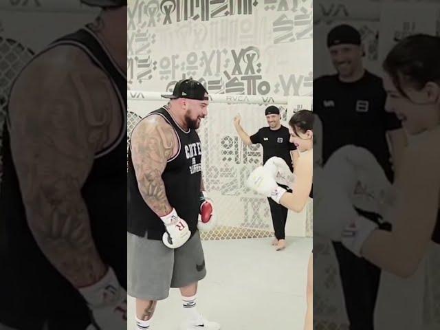 Man takes hardest UFC Strawweight  Mackenzie Dern's hardest punches to the gut