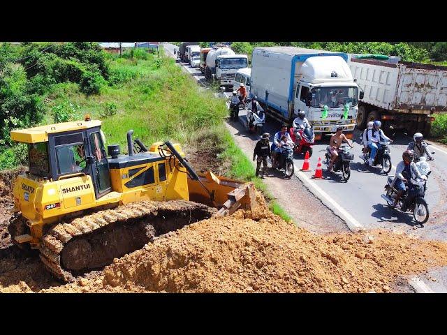 First Start opening new Project Land fill up Building  ROAD For Dump Truck Transport Soil, SHANTUI