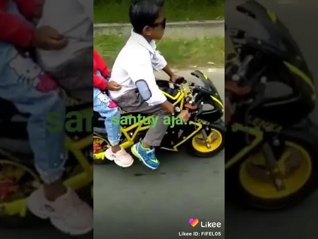 Anak kecil terasa ABG