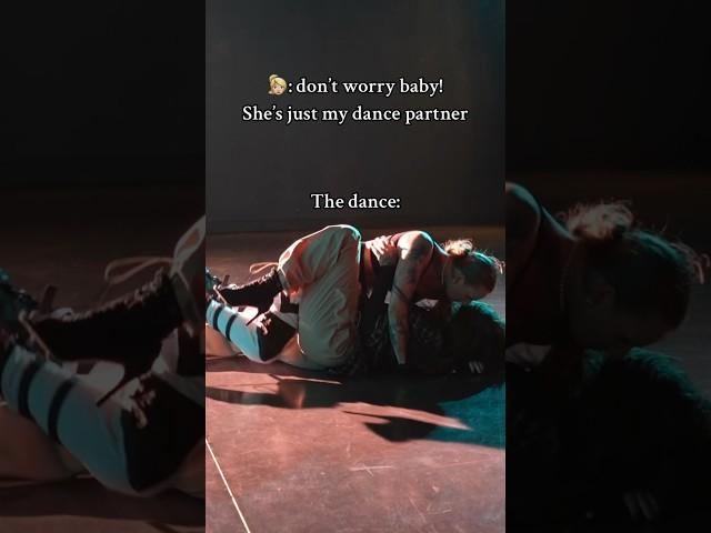 IG: _baddiegyal & magdalena_ignaczak #couplegoals #wlw  #confident #dance