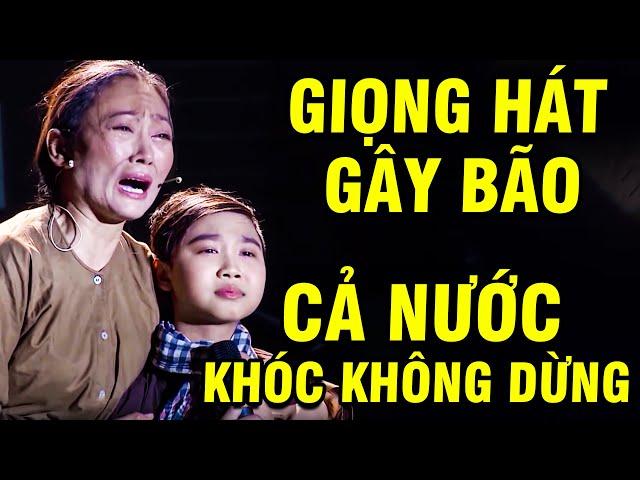 Cả Trường Quay "KHÓC KHÔNG DỪNG" Khi Nghe Cậu Bé Có GIỌNG HÁT GÂY BÃO CẢ NƯỚCTUYỆT ĐỈNH SONG CA NHÍ