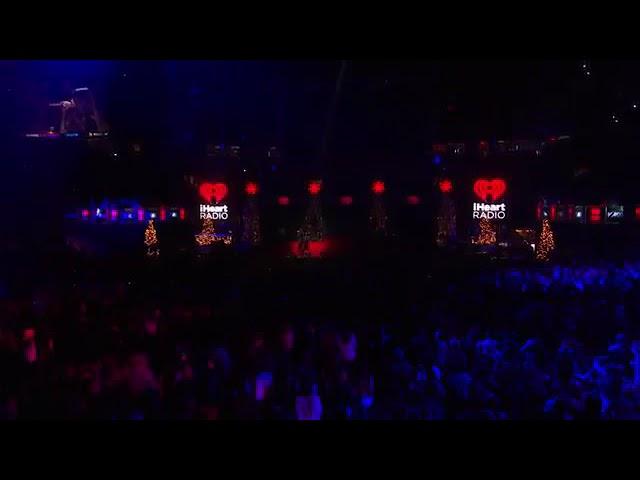 Selena Gomez - Hands To Myself (Live From iHeartRadio Z100 Jingle Ball 2015)