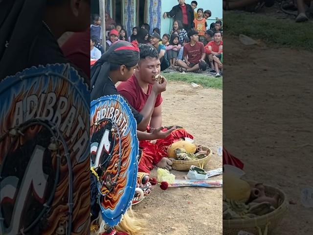 mas dewa kesurupan sambil marah marah #jaranan #arekbudoyo #barongan