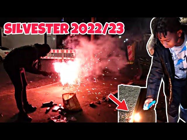 UNSER SILVESTER PARTY 2022/23 IM SOZIALEN BRENNPUNKT.. KAYDEN ZÜNDET ZUM 1.MAL BÖLLER AN 