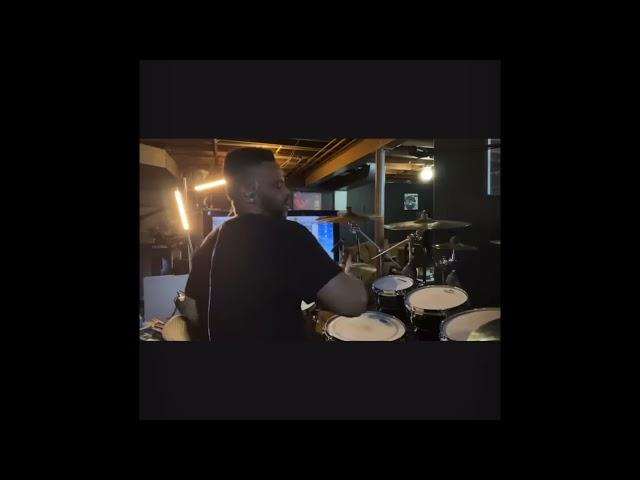 Varo back on drums going crazy on this Will Davis track #Top10musicians