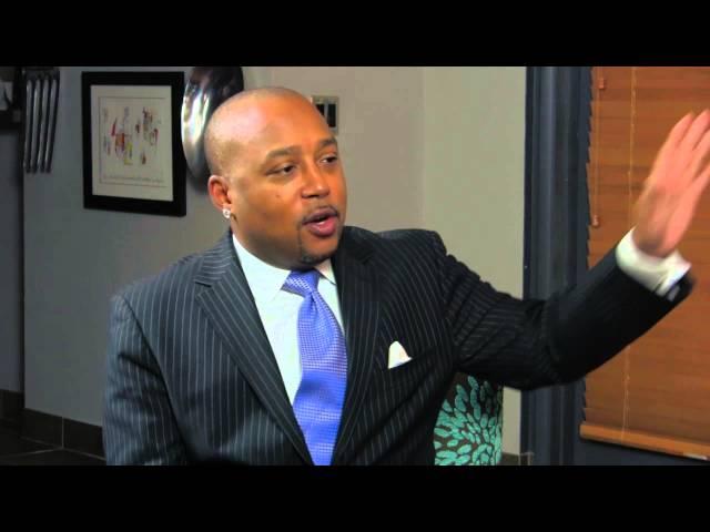 Daymond John Interview: 5 Steps To Turn Your Brand Into An Empire In 2024!