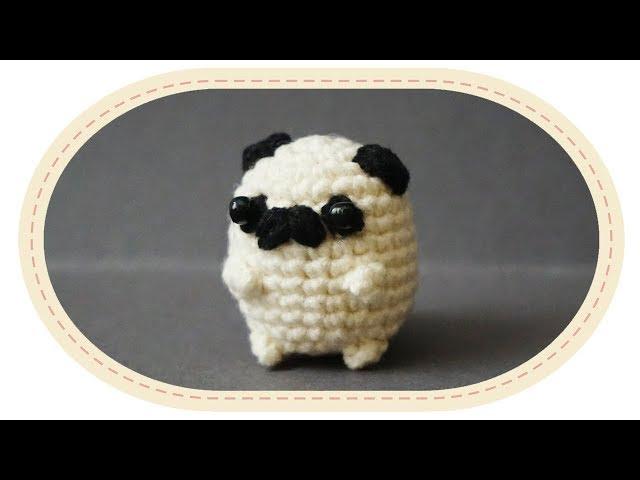 Crochet pug amigurumi.