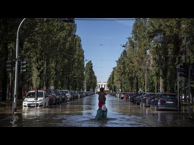 Наводнение в Милане: в городе затоплены целые кварталы