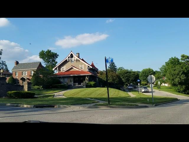 Drive into Devou Park, Covington, Kentucky