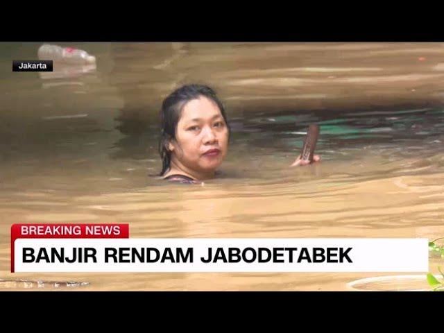 Kondisi Terkini Banjir Jakarta, Bantuan Perahu Karet Untuk Evakuasi Warga Terdampak