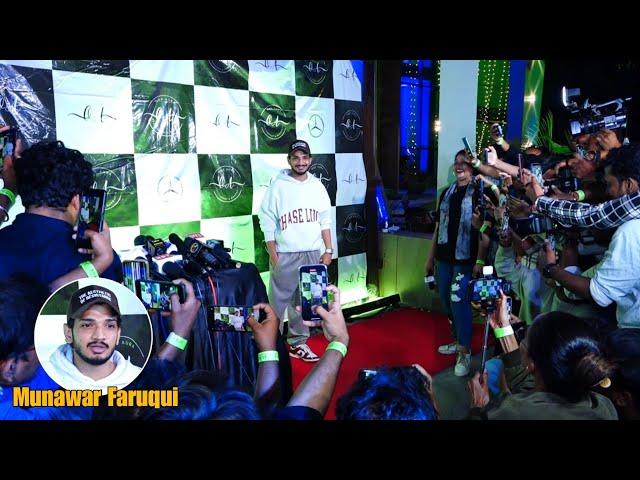 Munawar Faruqui GRAND Entry At Jigna Vora Birthday Party