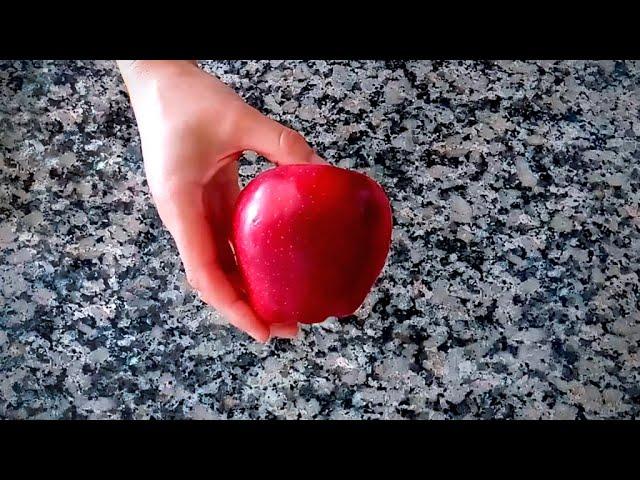 Let's cook fragrant and delicious apple pancakes / What to cook