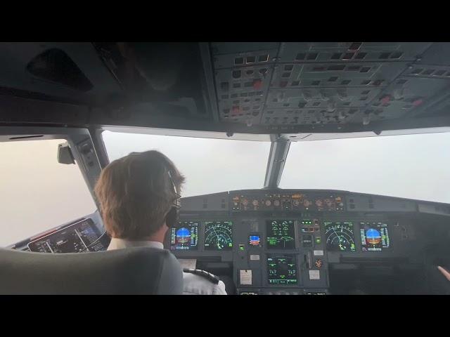 Beautiful Airbus A320 Instrument Approach and Landing From the Cockpit!