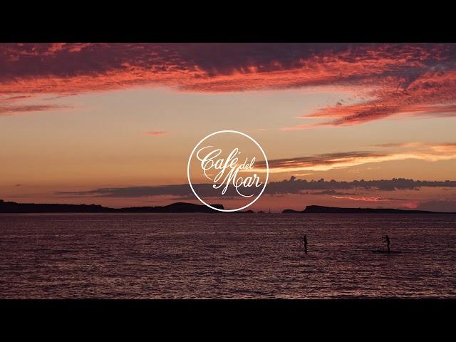 Café del Mar Chillout Mix 18 (2017)