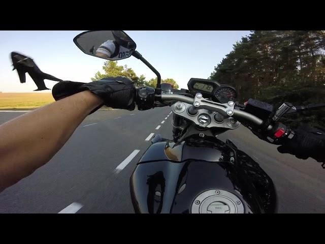 Yamaha FZ1 power wheelie 200+ km/h