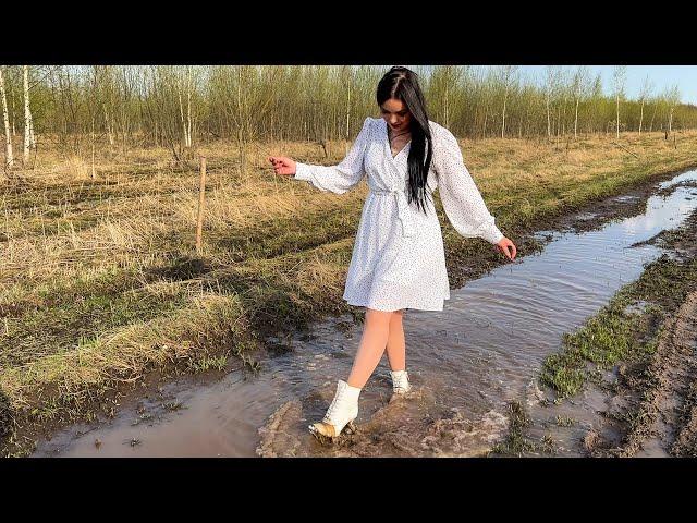 HIGH HEELS || Christina walks through deep puddles in high heels