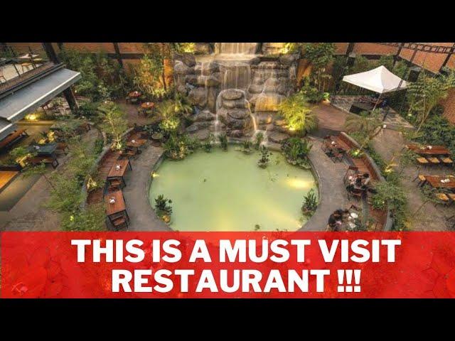 The most romantic outdoor restaurant with waterfalls 