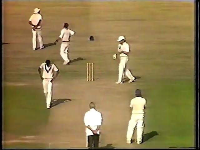 Winston Davis gets Ian Botham Caught Behind Cheating