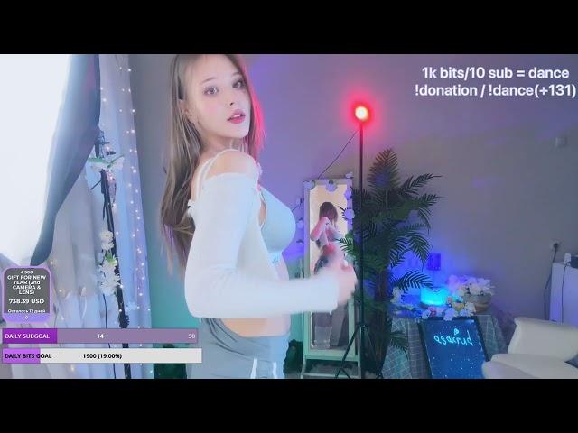 #lyasyaa на #Twitch | SO HOT