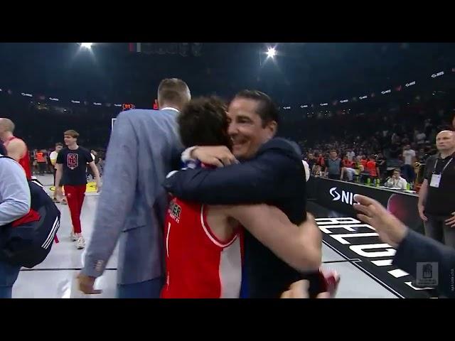 The hug of Teodosić and coach Sfairopoulos shows perfectly how much this trophy means to Zvezda