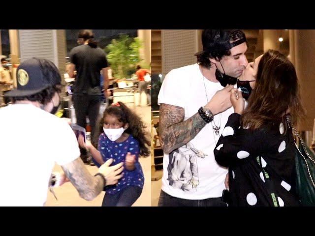 What a lovely family ️ | When Sunny Leone Daughter Meet Father Daniel Weber After Long Time