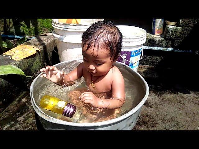 Little boy bath(01/10/19)