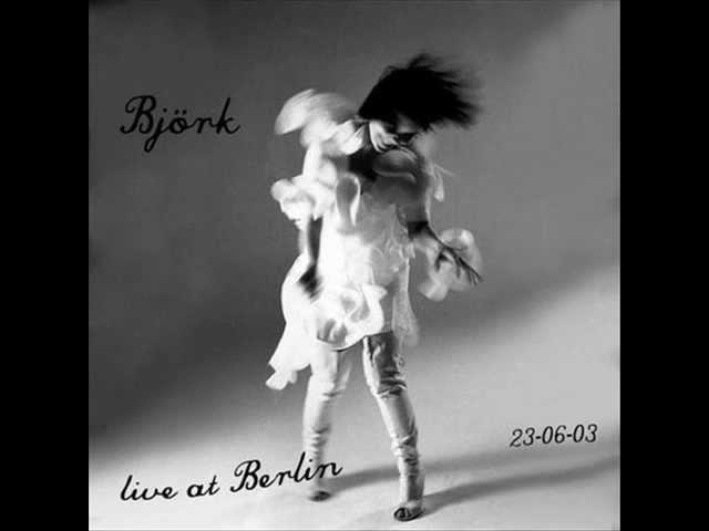 Björk - Army of Me (live at the Treptow Arena, Berlin)