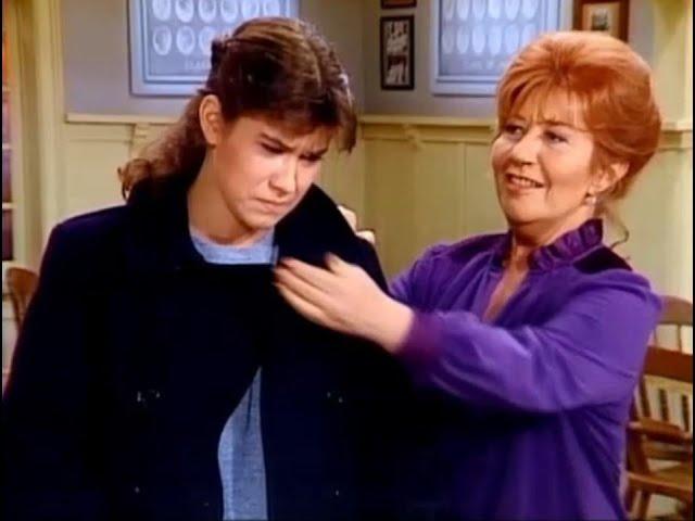 The Facts of Life - Mrs. Garret Confronts Jo About Death