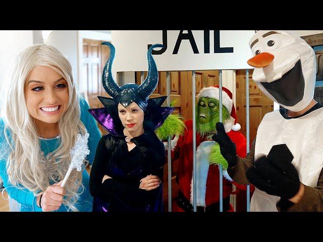 Elsa, Anna, and Maleficent PRETEND PLAY with Elf on the Shelf!