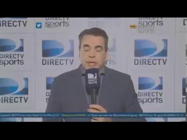 Blooper del año, Alex Candal olvida el Microfono #FutbolTOtalDirectv