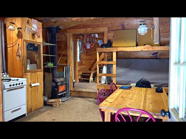 OFF GRID (Dry) Cabin Tour l Homemade Bagels  (Canada)