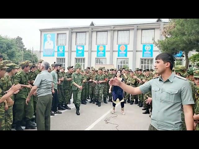 Гулдона дар литсейи харби Иди чавонон