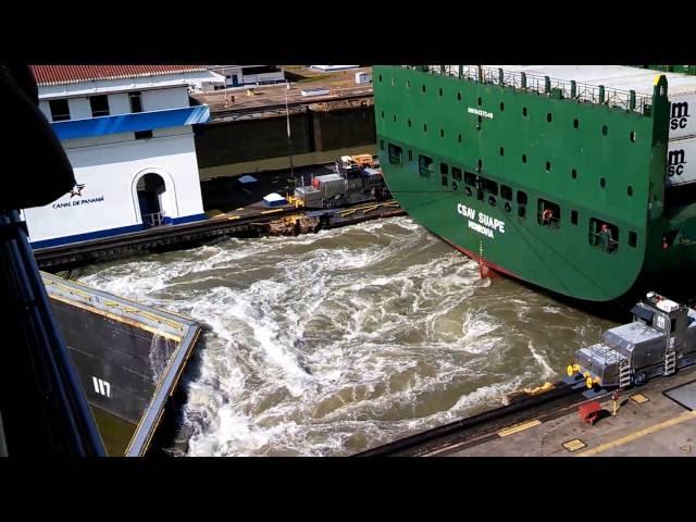 Panama Canal Ship engages props in lock - 20140222