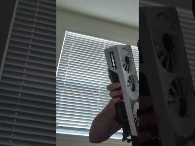 First reaction to Gigabyte RTX 3080ti. Mind Blown.