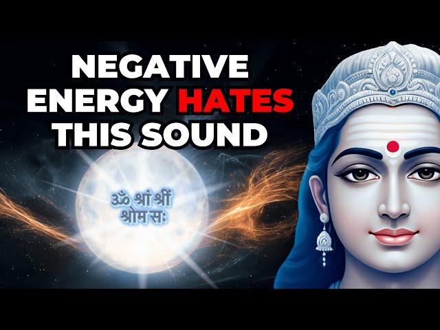 People Get Healed When They Hear This Sound… (With Ancient Moon Manifestation Mantras)