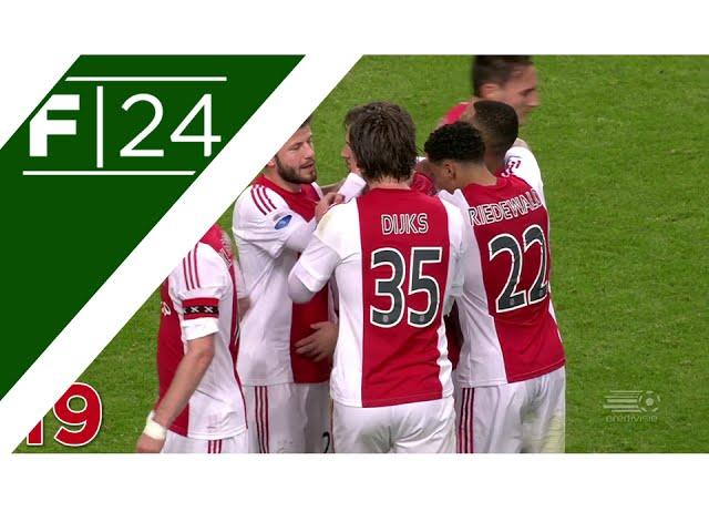 Ajax's 19 pass total football goal