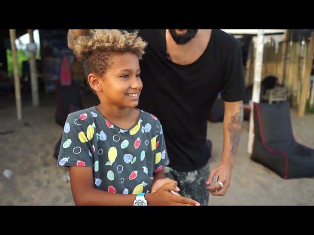 MAGIC TRICKS / Street magic in BALI Part 1 | Jean Mind