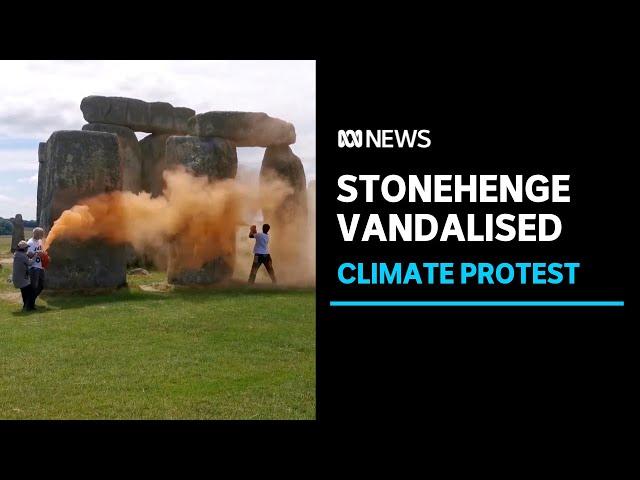 Stonehenge vandalised in environmental protest ahead of summer solstice | ABC News