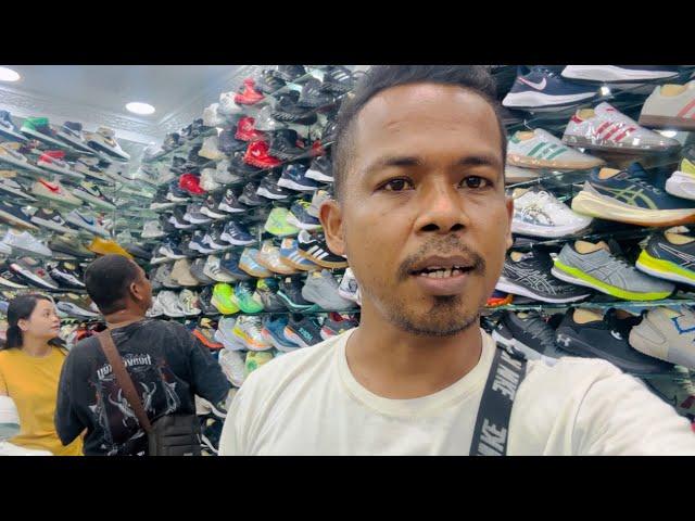 Pusat grosir sepatu import  d pasar Jatinegara jakarta timur