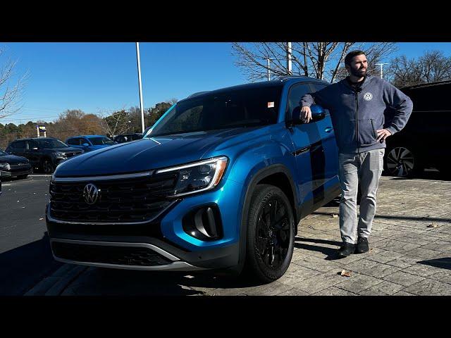 2024 Volkswagen Atlas Cross Sport SE with technology in kingfisher blue metallic