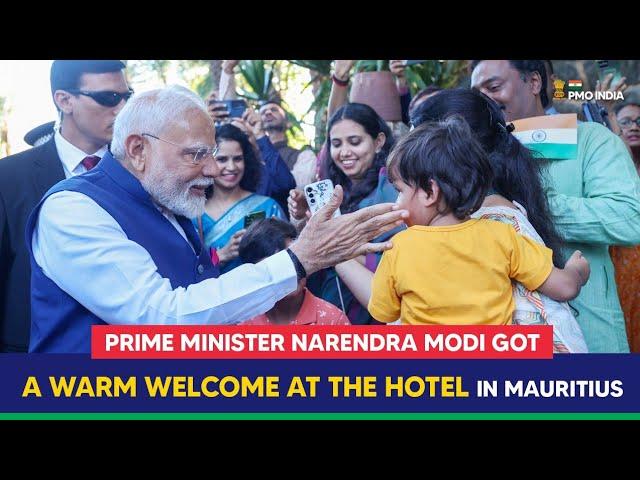 Prime Minister Narendra Modi gets a warm welcome at the Hotel in Mauritius