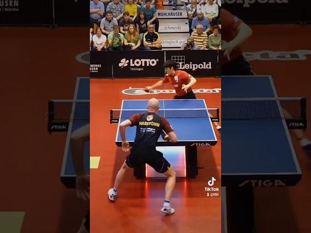 Crazy behind-the-back shot in TTBL Play-off match 