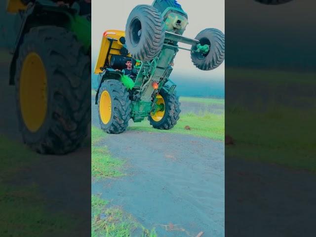 Tractor stunt  / John Deere / attitude/ farmers