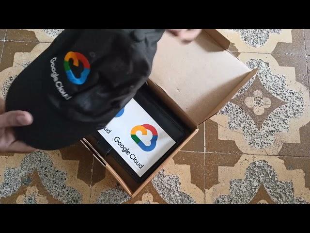 Google Cloud Learn to Earn Swag Unboxing