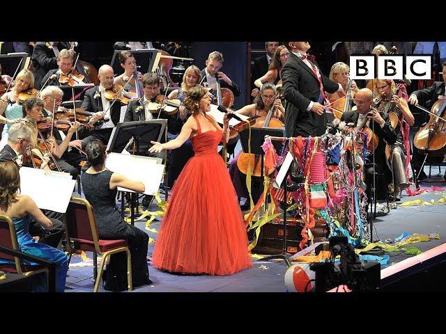 A sing along Mary Poppins Medley to celebrate its 50th anniversary | Proms - BBC
