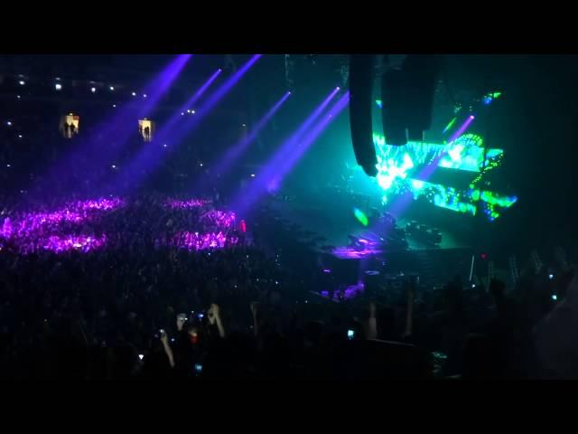 Calvin Harris - We'll Be Coming Back Belfast Odyssey Arena 18.12.2013